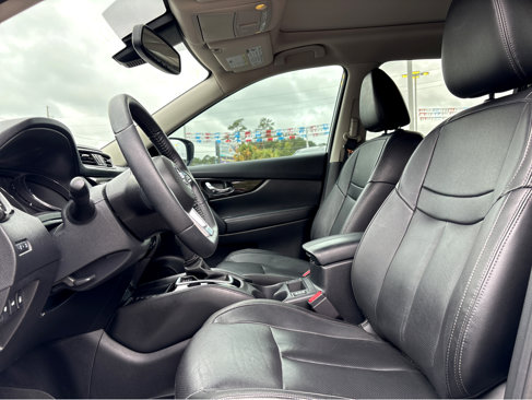 Used 2019 Nissan Rogue SL w/ Premium Package image 10