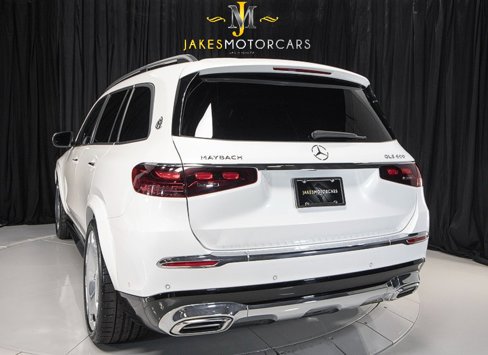 Used 2024 Mercedes-Benz Maybach GLS 600 image 9