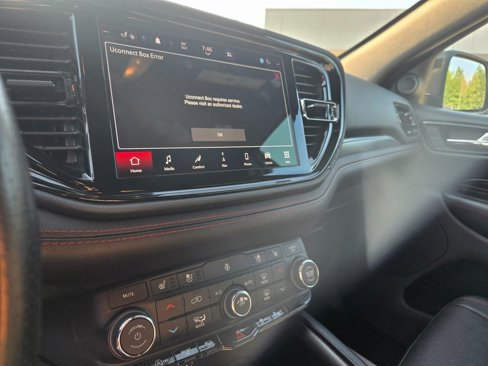 Used 2023 Dodge Durango GT image 10