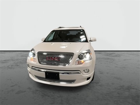 Used 2011 GMC Acadia Denali image 4