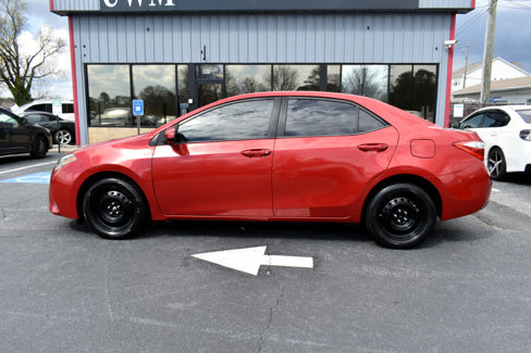 Used 2015 Toyota Corolla LE image 9