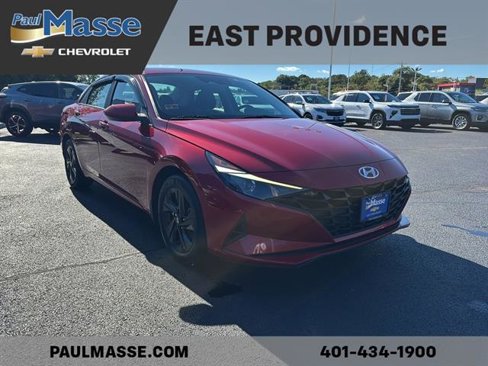 Used 2022 Hyundai Elantra SEL image 3
