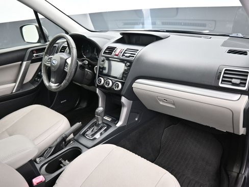 Used 2016 Subaru Forester 2.5i Touring w/ Eyesight & Navigation System image 42