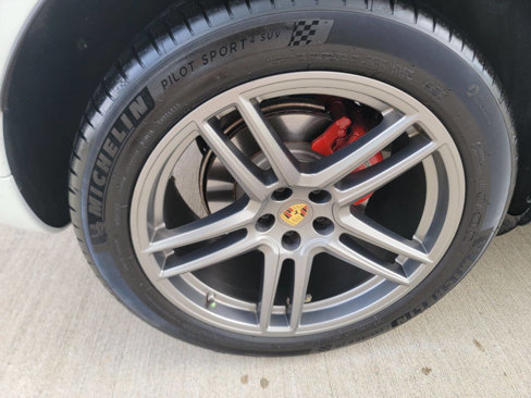 Used 2019 Porsche Macan S image 26