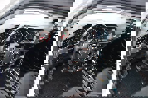Used 2019 Volkswagen Jetta SE image 15