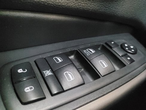 Used 2020 Jeep Cherokee Latitude image 27