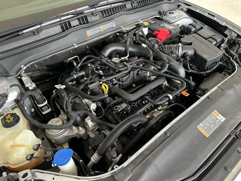 Used 2020 Ford Fusion SE image 17