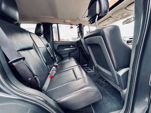 Used 2011 Jeep Liberty Limited image 30