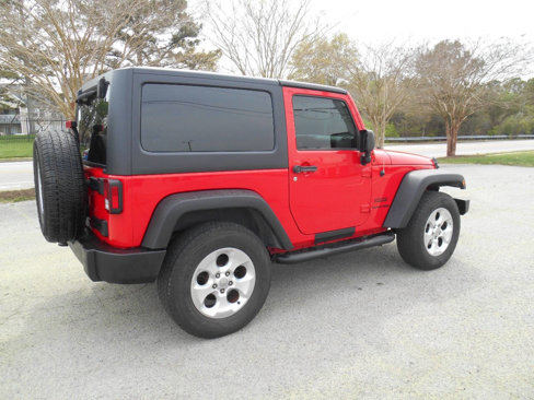 Used 2018 Jeep Wrangler Sport image 5