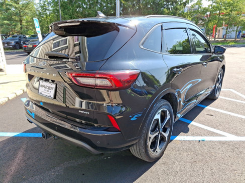 Certified 2023 Ford Escape ST-Line Select w/ Tech Pack #2 image 7