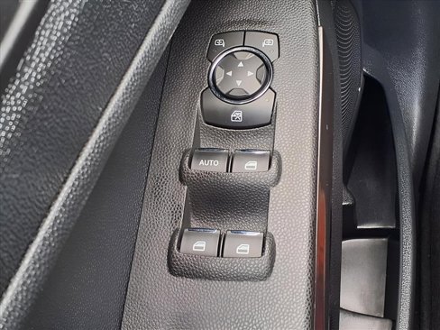 Used 2020 Ford EcoSport SE image 26