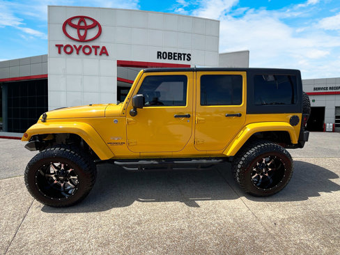 Used 2015 Jeep Wrangler Unlimited Sahara w/ Connectivity Group image 4