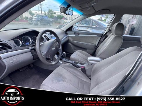 Used 2009 Hyundai Sonata GLS image 12