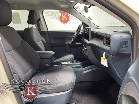 New 2025 Ford Maverick XL image 22