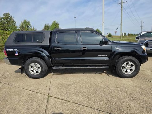 Used 2013 Toyota Tacoma 4x4 Double Cab image 4