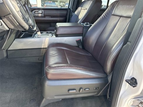 Used 2017 Ford Expedition Platinum image 20