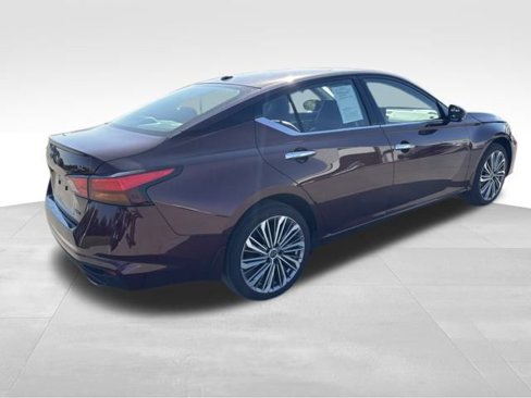 Used 2024 Nissan Altima 2.5 SL image 5