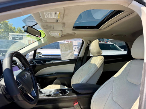 Used 2016 Ford Fusion Titanium image 11