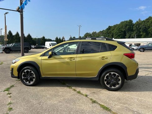 Used 2021 Subaru Crosstrek 2.0i Premium image 6