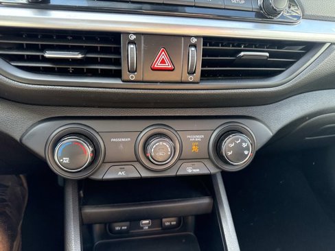 Used 2023 Kia Forte LXS image 21