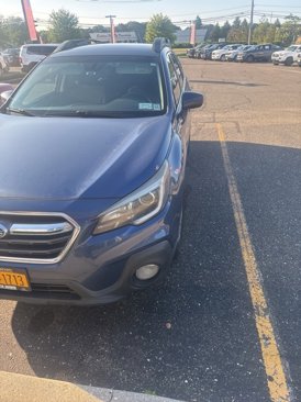 Used 2019 Subaru Outback 2.5i Premium image 4