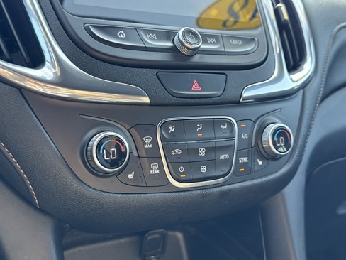 Used 2018 Chevrolet Equinox LT w/ Sun & Infotainment Package image 20