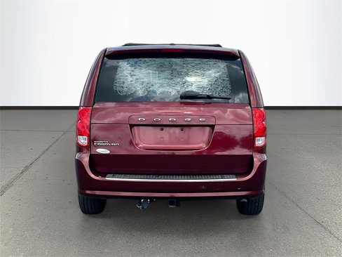 Used 2016 Dodge Grand Caravan American Value Package w/ UConnect Hands-Free Group image 6