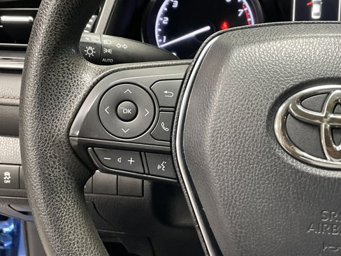 Used 2019 Toyota Camry LE image 19