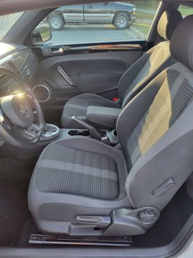 Used 2013 Volkswagen Beetle 2.0T image 14