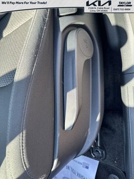Used 2024 Kia Sportage LX image 23