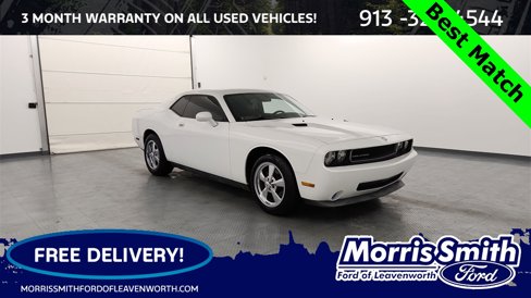 Used 2010 Dodge Challenger SE image 1