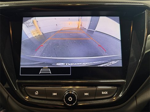 Used 2022 Chevrolet TrailBlazer LT w/ Sun and Liftgate Package image 9