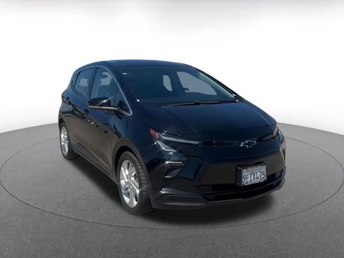 Used 2023 Chevrolet Bolt LT w/ Driver Confidence Package image 3