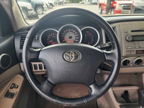 Used 2006 Toyota Tacoma 4x4 Access Cab V6 image 19