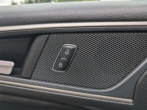 Used 2017 Ford Edge SEL w/ Equipment Group 201A image 36