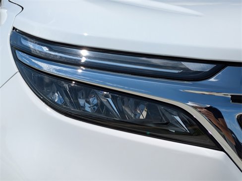 Used 2024 Chevrolet Equinox LT image 9