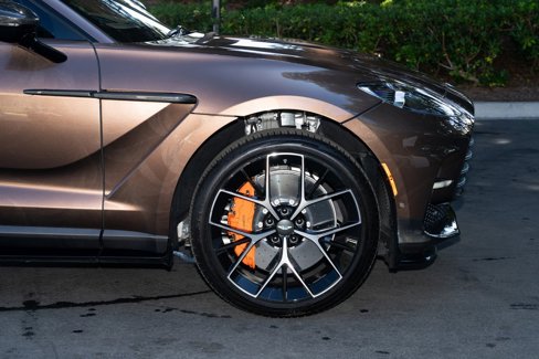 Used 2025 Aston Martin DBX 707 image 23