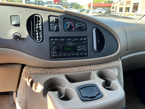 Used 2003 Ford E-150 and Econoline 150 image 39