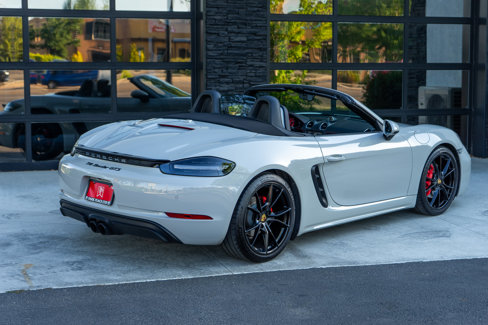 Used 2018 Porsche 718 Boxster GTS image 10