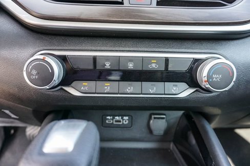Used 2023 Nissan Altima 2.5 SV image 16