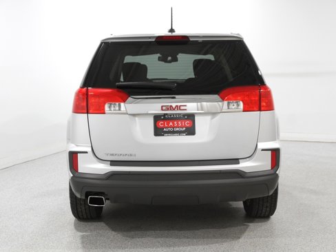 Used 2017 GMC Terrain SLE image 18