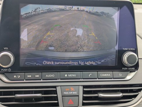 Used 2025 Nissan Altima 2.5 SV image 24