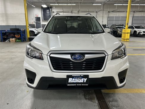 Used 2019 Subaru Forester Premium w/ All-Weather Package image 3