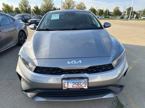 Used 2022 Kia Forte LXS image 2