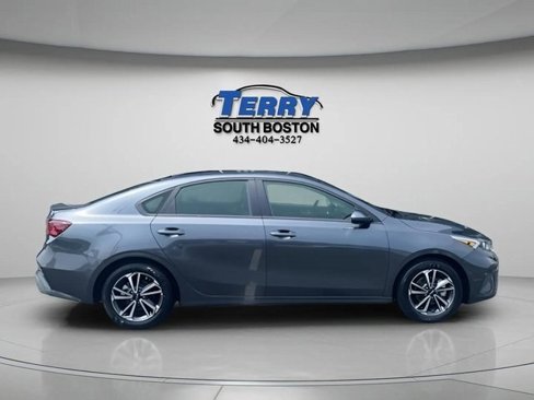 Used 2024 Kia Forte LXS image 1
