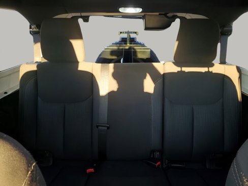 Used 2013 Jeep Wrangler Unlimited Sahara image 33