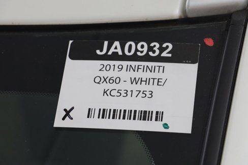 Certified 2019 INFINITI QX60 Luxe w/ Sensory Package image 40