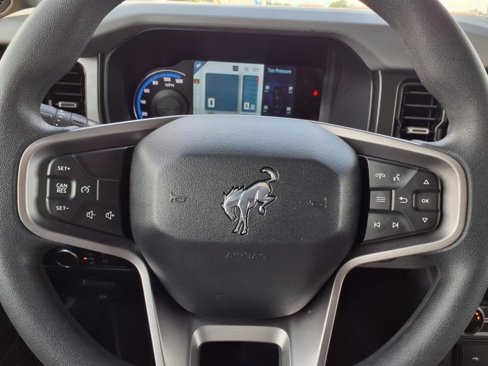Used 2021 Ford Bronco 2-Door image 16