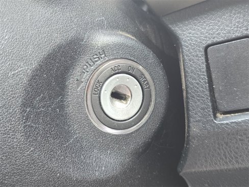Used 2015 Toyota RAV4 LE image 17