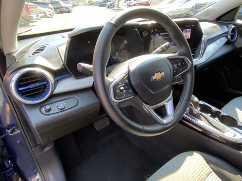 Certified 2024 Chevrolet Trax LT w/ Driver Confidence Package image 6